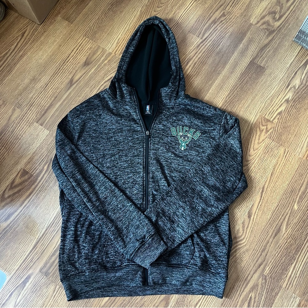 NBA Milwaukee Bucks Zip-Up Sweatshirt